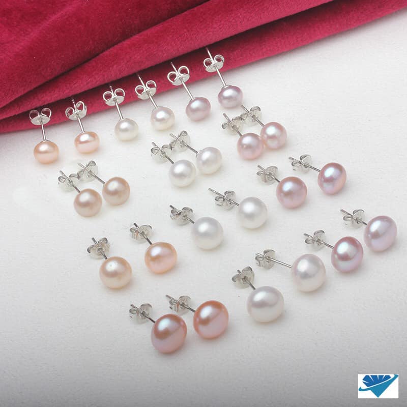 Bông tai nụ bằng bạc gắn hạt ngọc trai 8 li, hạt trai bóng đẹp, bạc ta sáng không đen, kiểu chốt nụ dễ đeo và kết hợp đồ rất xinh