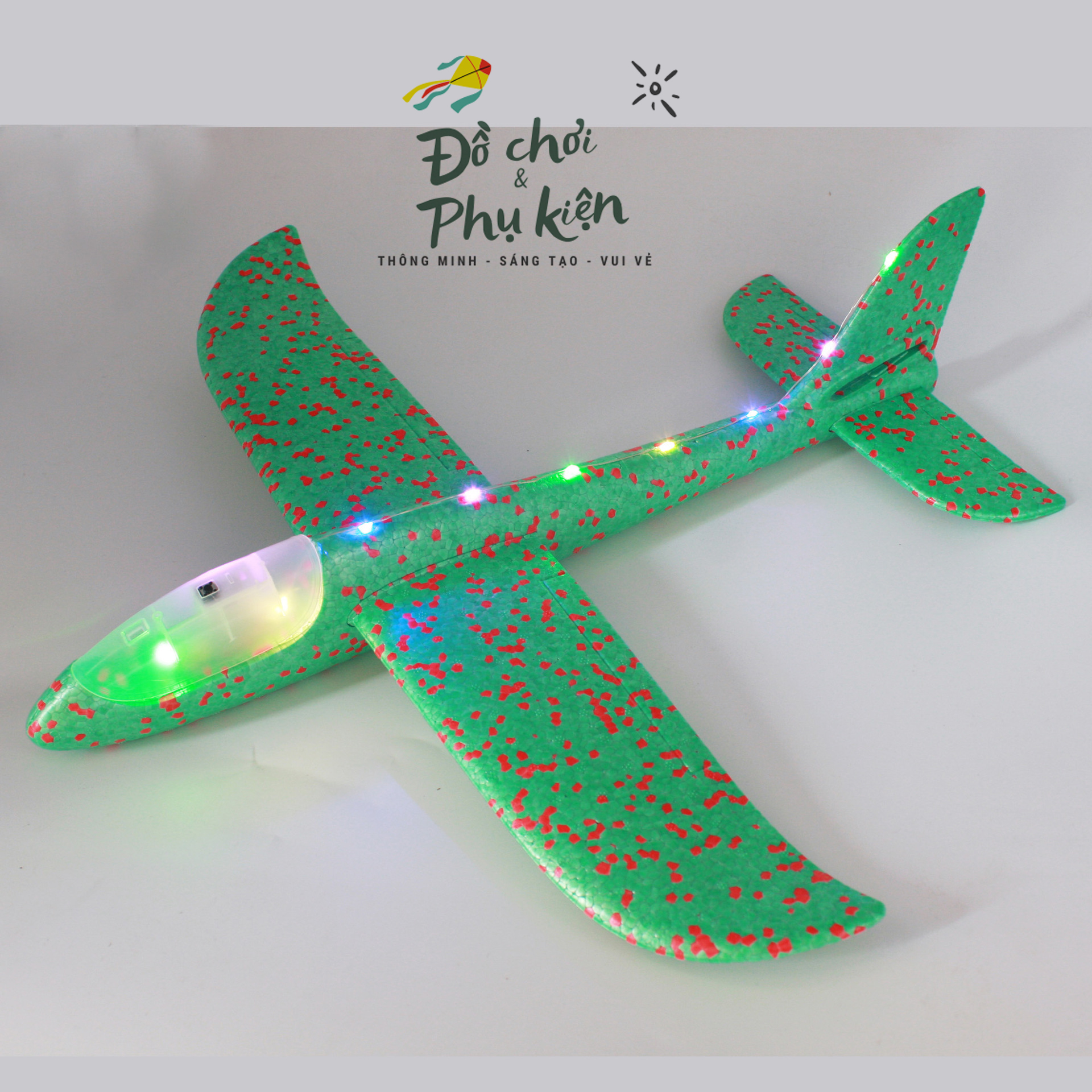 Máy bay xốp có đen led cho bé