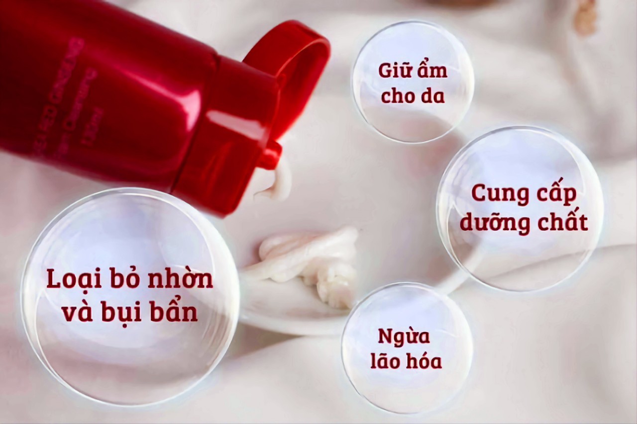 Sữa rửa mặt sâm đỏ Hàn Quốc.