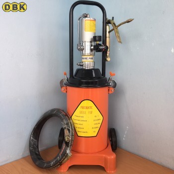 Máy bơm mỡ bằng khí nén 12L DBK LD-608