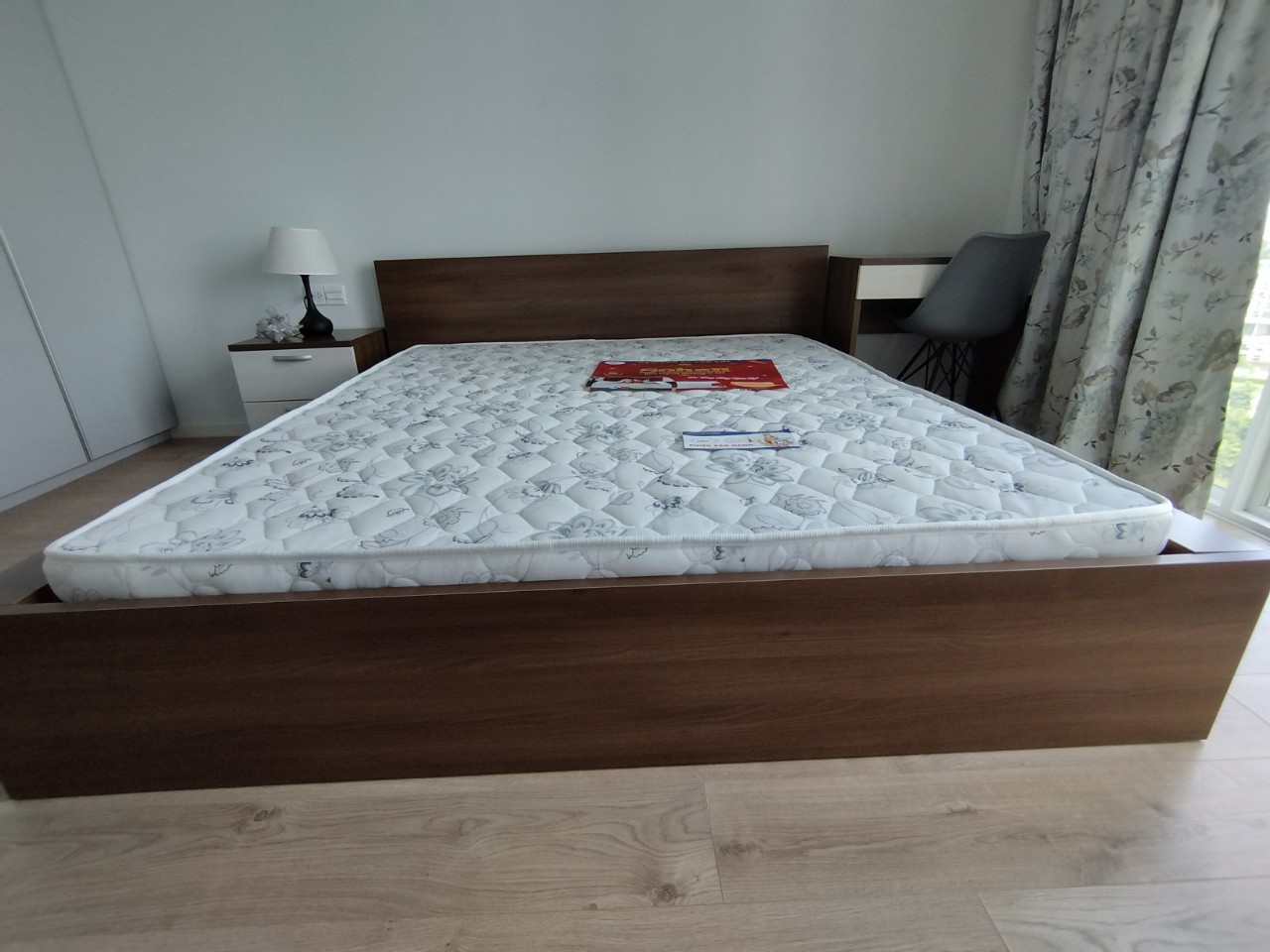 Nệm cao su tổng hợp Size 1m6 x 2m x 10cm quà 4 món