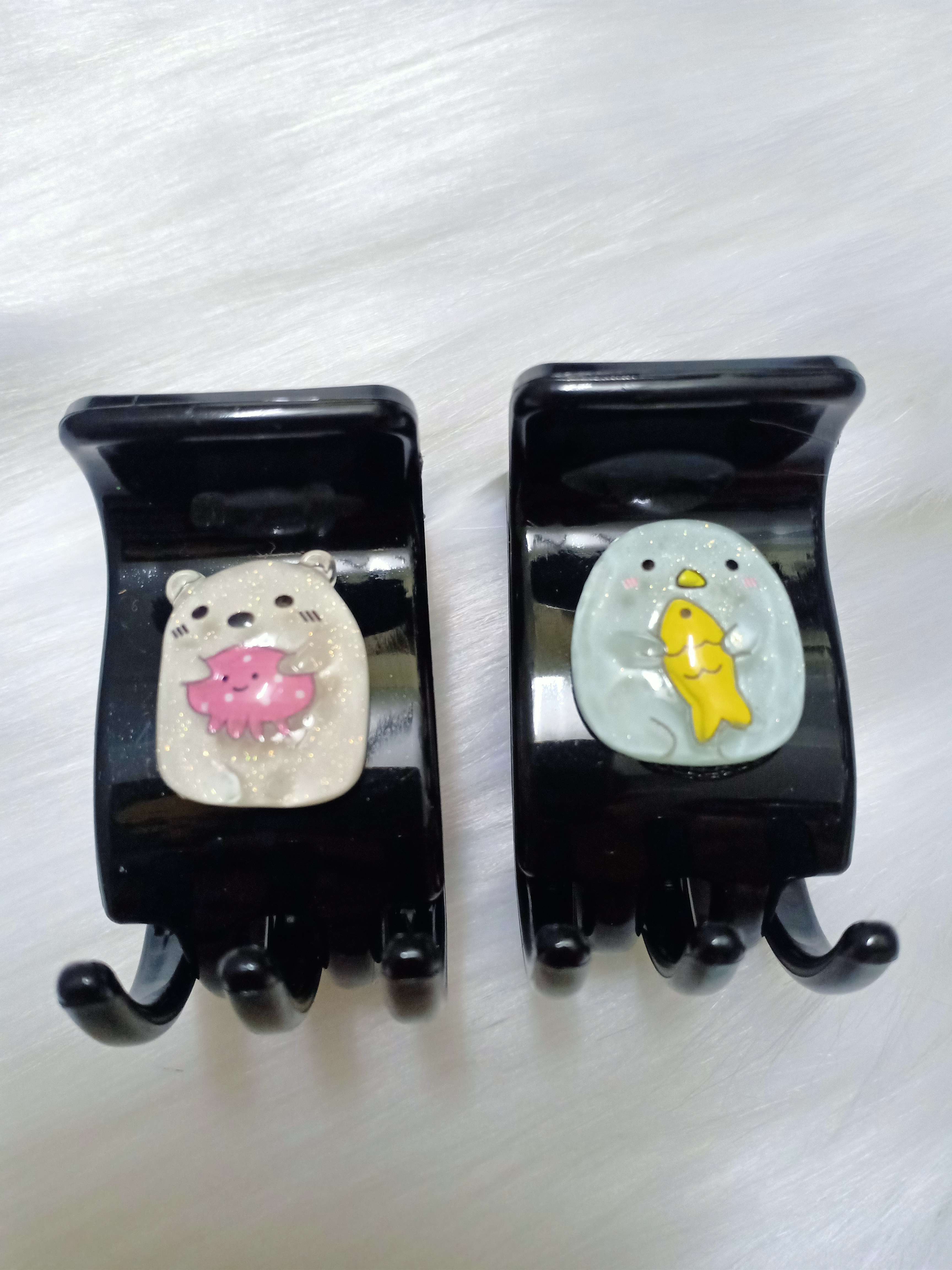 Kẹp Tóc 5 Răng Đen Đính Charm Hình Thú Ngộ Nghĩnh