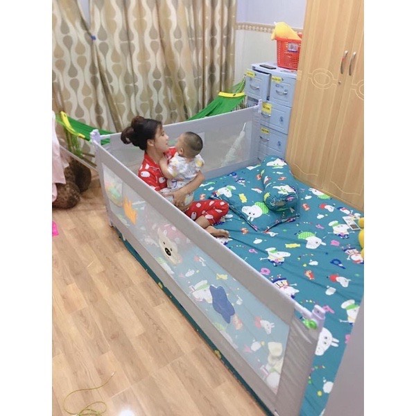 Miếng dán cố định thanh chắn giường bằng inox
