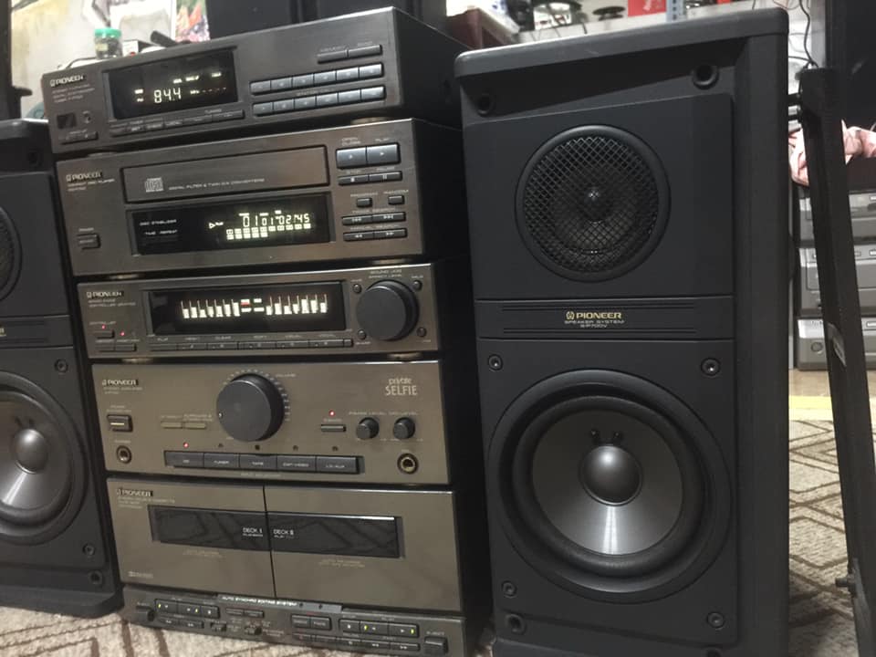 Pioneer P0-P700