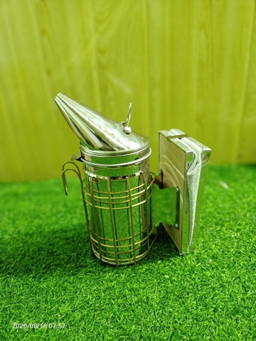 Bình khói bắt ong