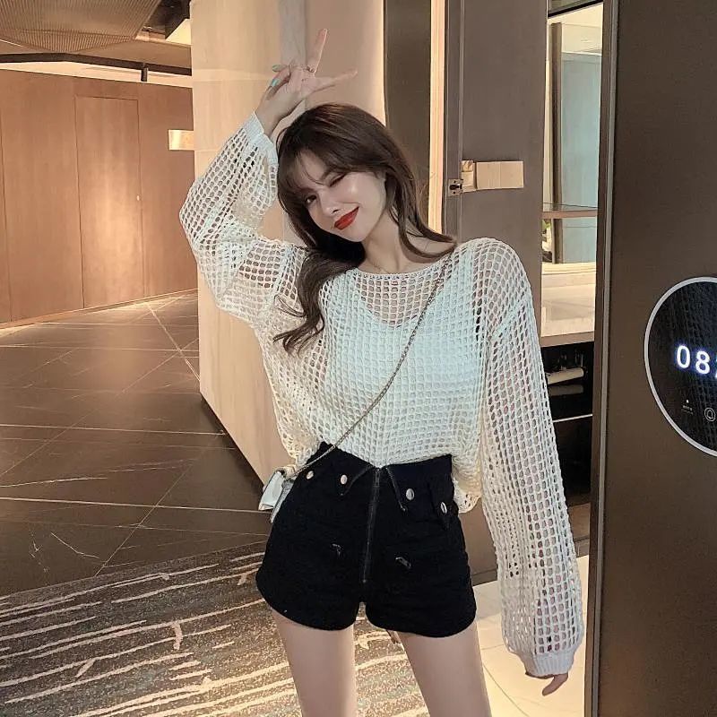 Áo thun lưới cổ thuyền form rộng thời trang