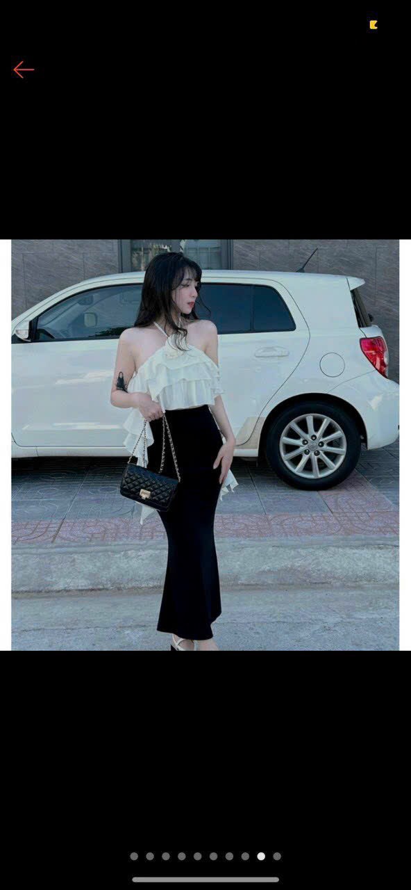 Áo bèo lụa cổ yếm kết bông xinh xắn