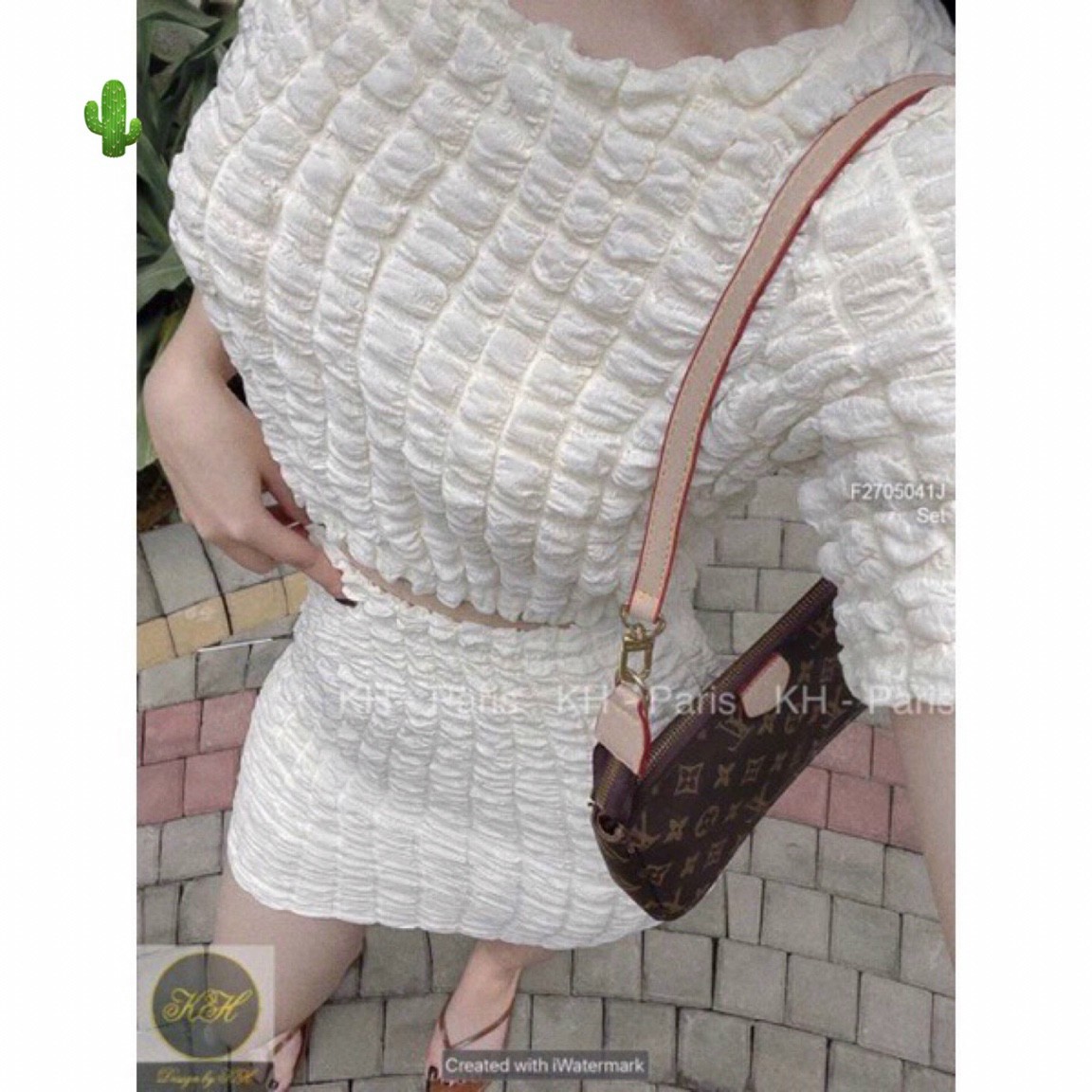 Sét Áo + Chân Váy (vải chỉ xốp)