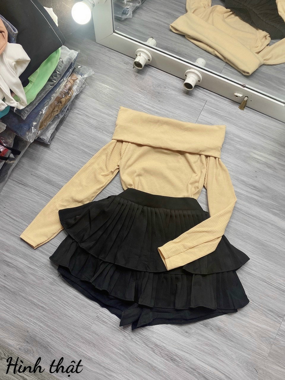 Áo trễ vai tay dài thun gân tôn dáng,aó len gân trễ vai cận chất,ly store