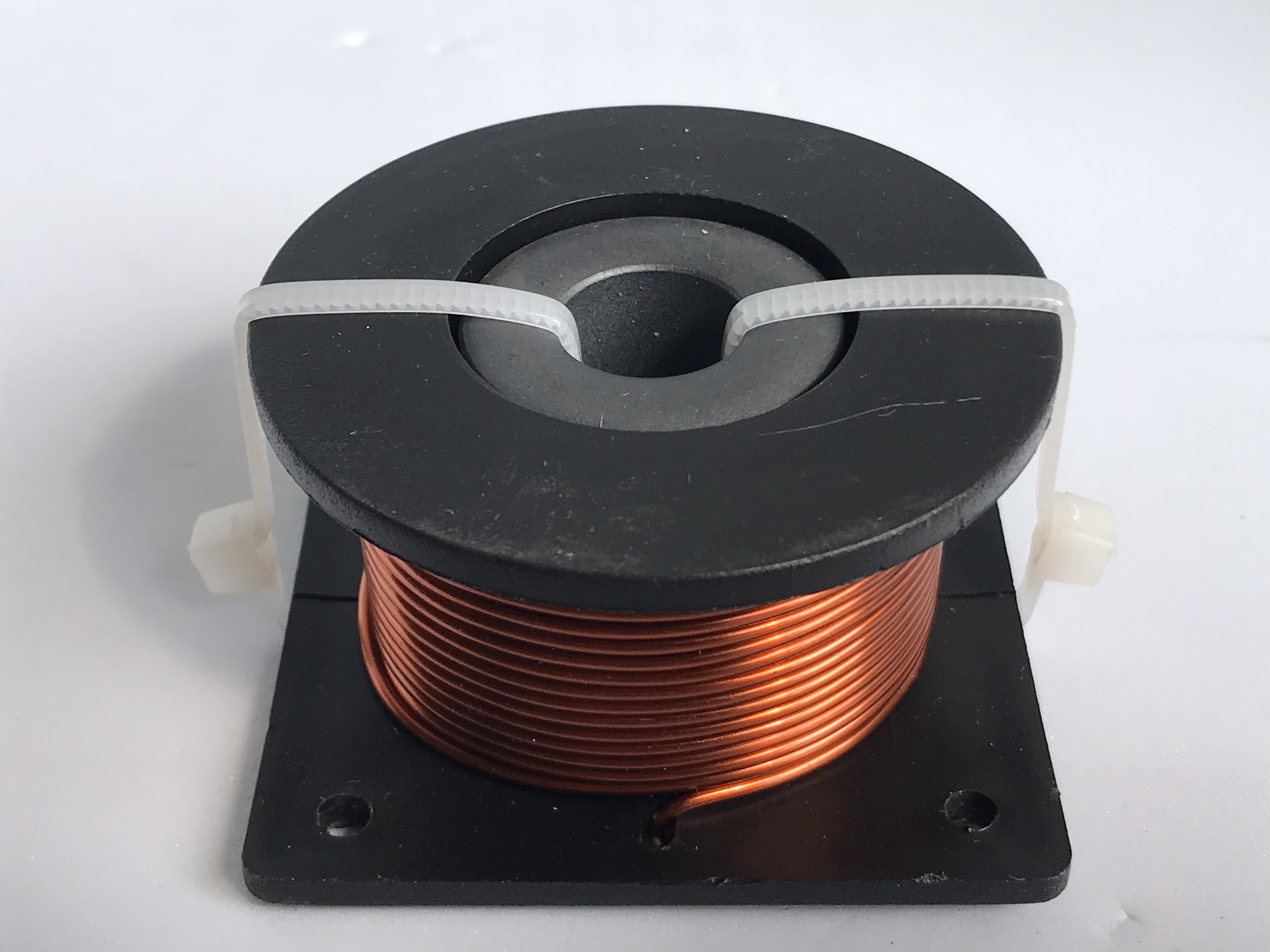 2-Way Frequency Divider Circuit Tp-02: Standard Sound, Top-Notch Experience
