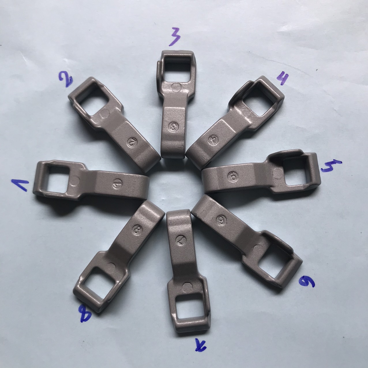 [HCM]Móc chốt cửa máy giặt LG lồng ngang (Loại tốt )