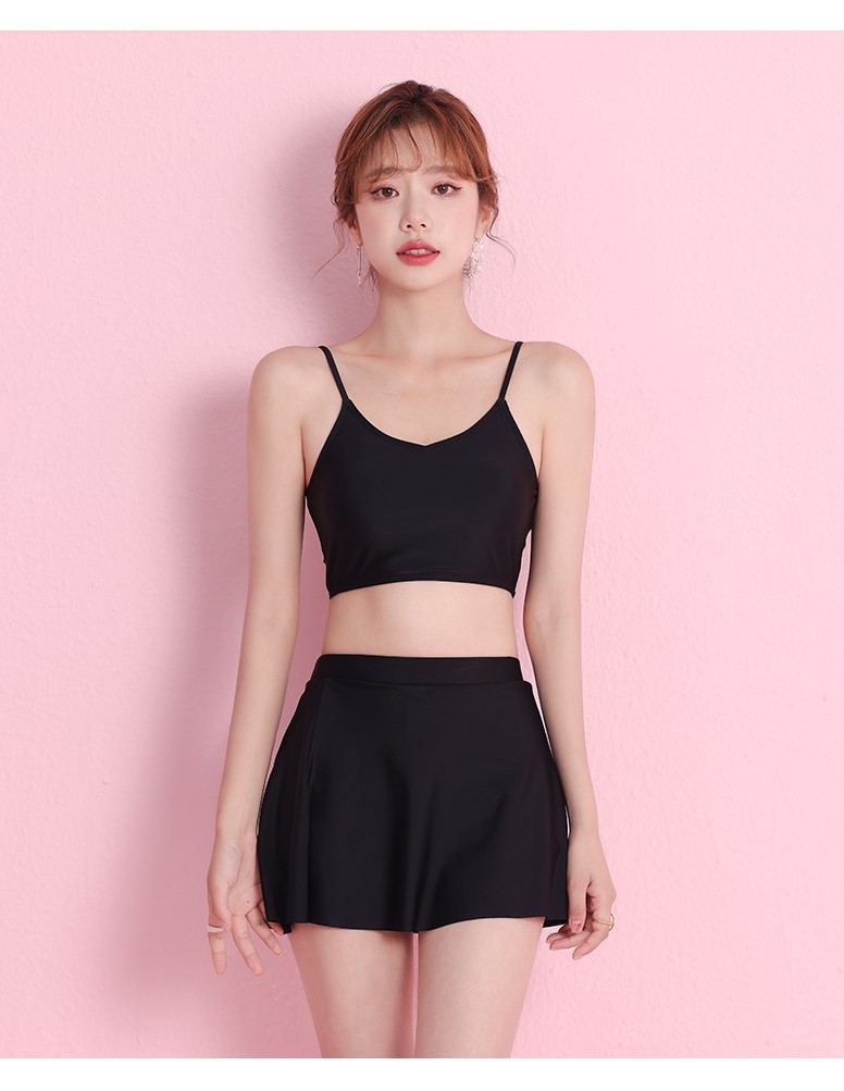 Chân váy xòe ngắn phong cách cá tính (Hàng có bán nguyên set) - ĐEN V53