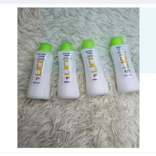 OXI TRỢ NHUỘM CHAI NHỎ