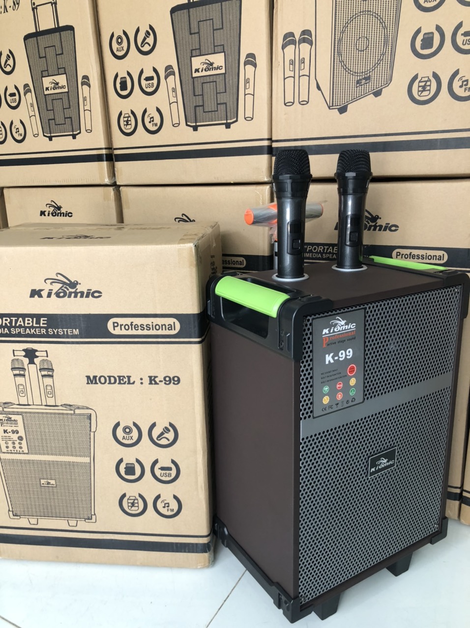 Loa bluetooth hát karaoke, Kiomic K88, tặng kèm 2mic không dây, Shop Hung Phat