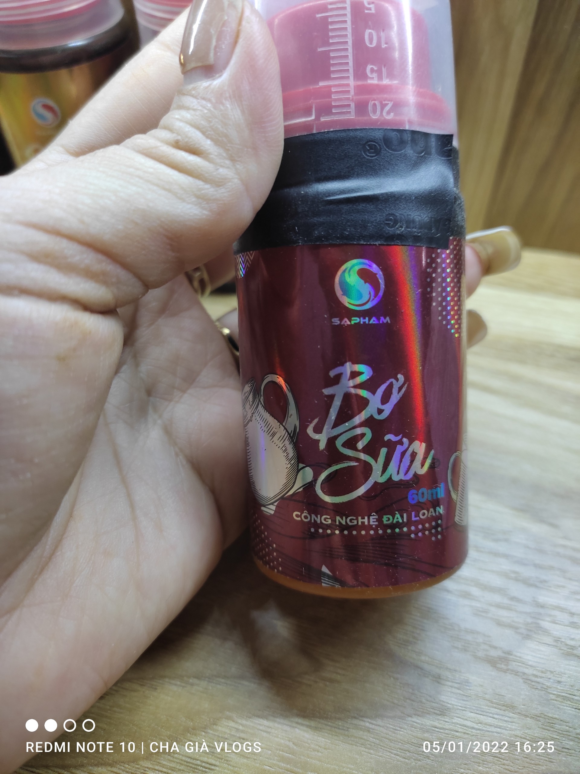 Combo 4 Món tinh mùi câu chép Sa Phạm gồm : Đ𝐮̛𝐨̛̀𝐧𝐠 đ𝐞𝐧 , Đ𝐚̣𝐢 𝐦𝐚̣𝐜𝐡 , 𝐁𝐨̛ 𝐬𝐮̛̃𝐚 , 𝐓𝐢𝐧𝐡 𝐜𝐡𝐚̂́𝐭 𝐤𝐡𝐨𝐚𝐢 𝐥𝐚𝐧