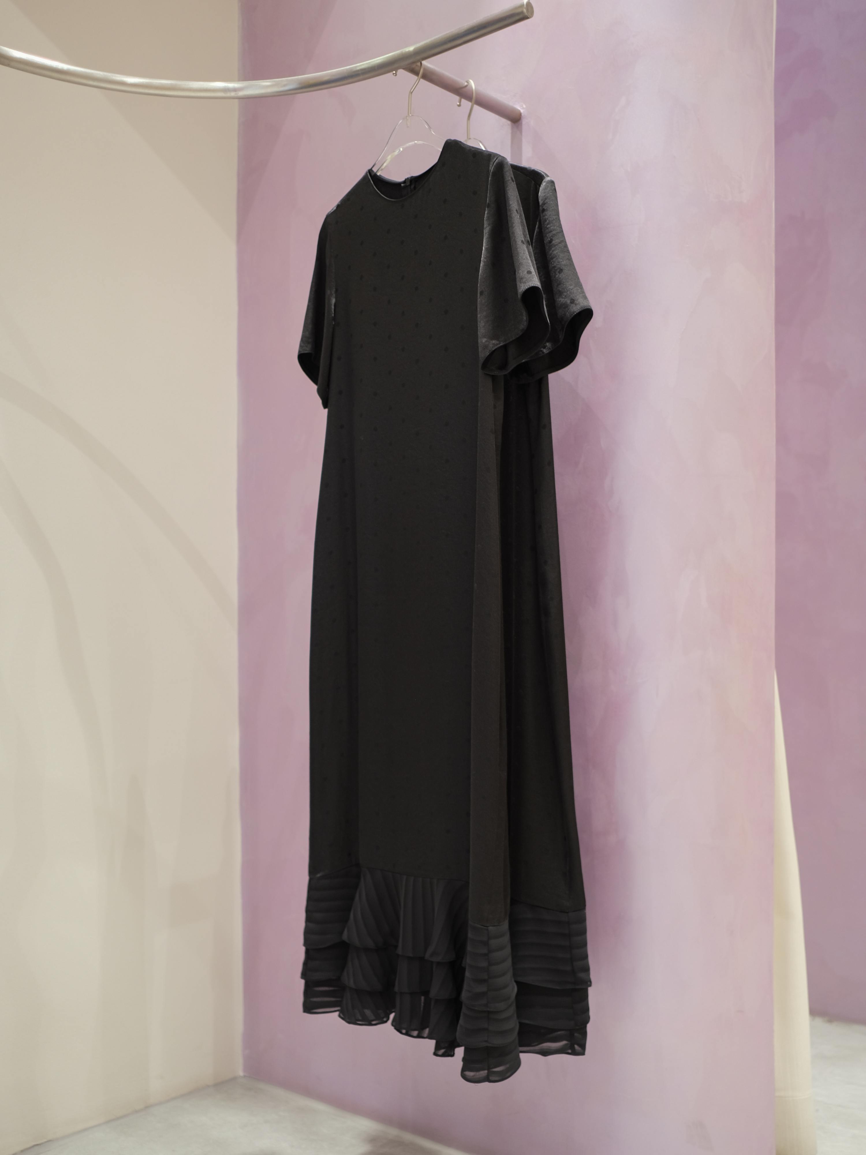 Đầm lụa tùng bèo Mauve Ruffled Mermaid dress