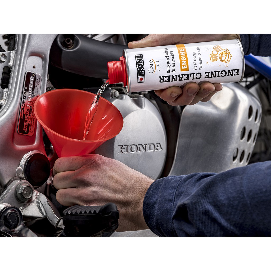 Dầu súc rửa động cơ Ipone Engine Cleaner (300ml)