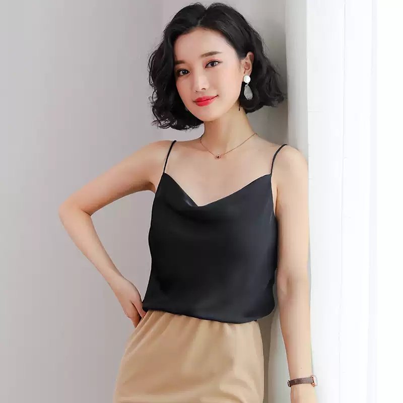 Áo lụa 2 dây cổ đổ chất lụa đẹp mặc kết hợp bên trong vest blazer, mẫu có size