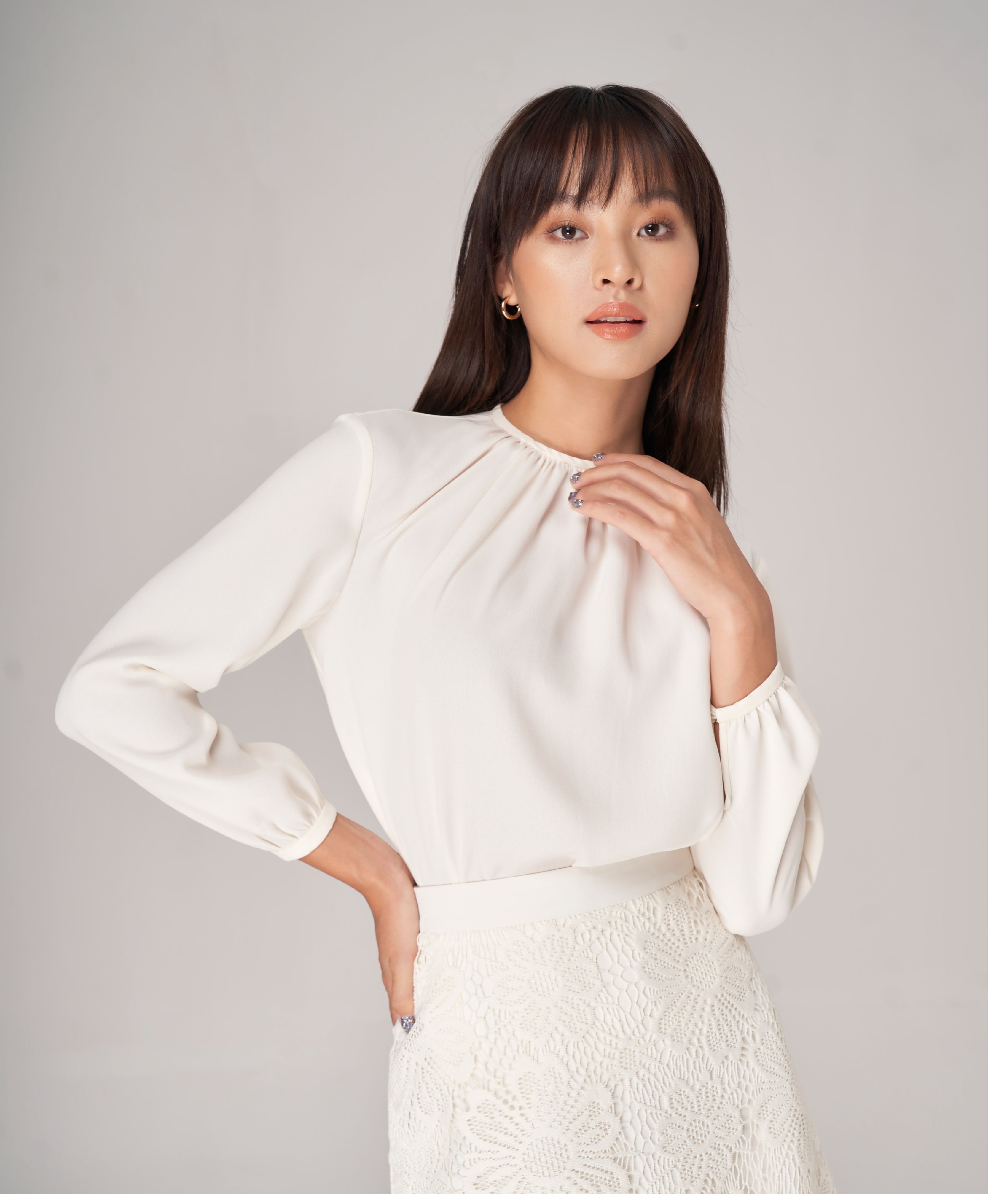 Kimilie - Áo Tay Dài Cổ Tròn Natalie