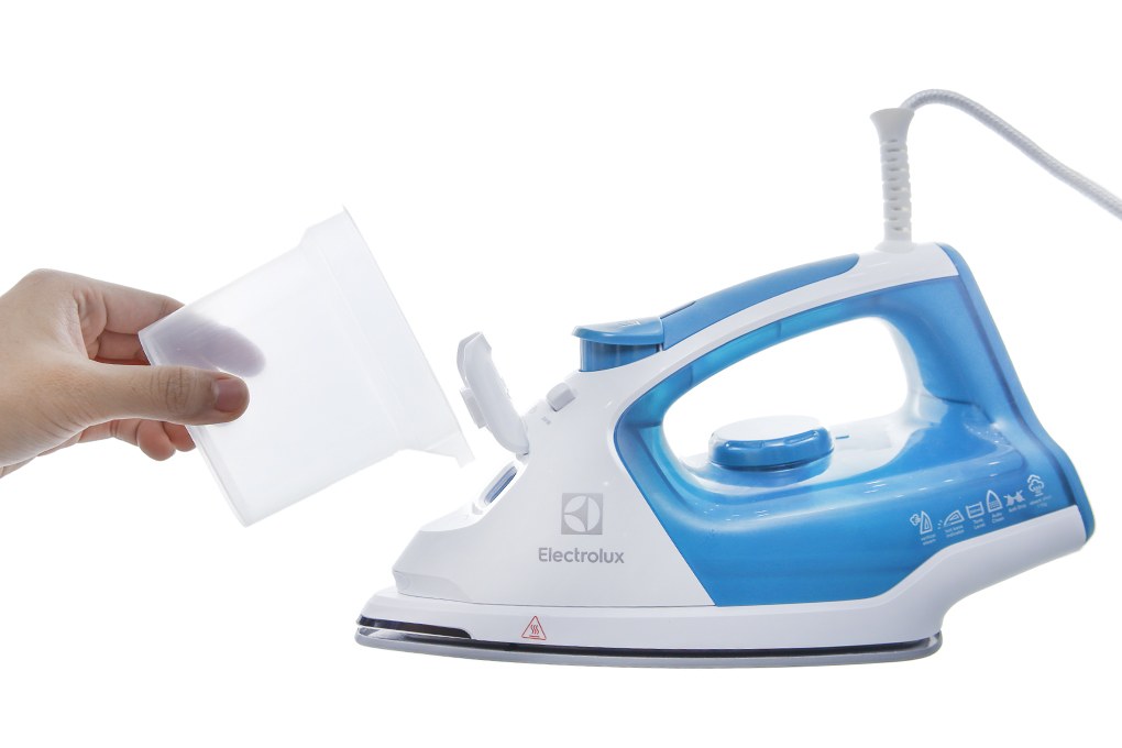 Bàn ủi hơi nước Electrolux ESI5126