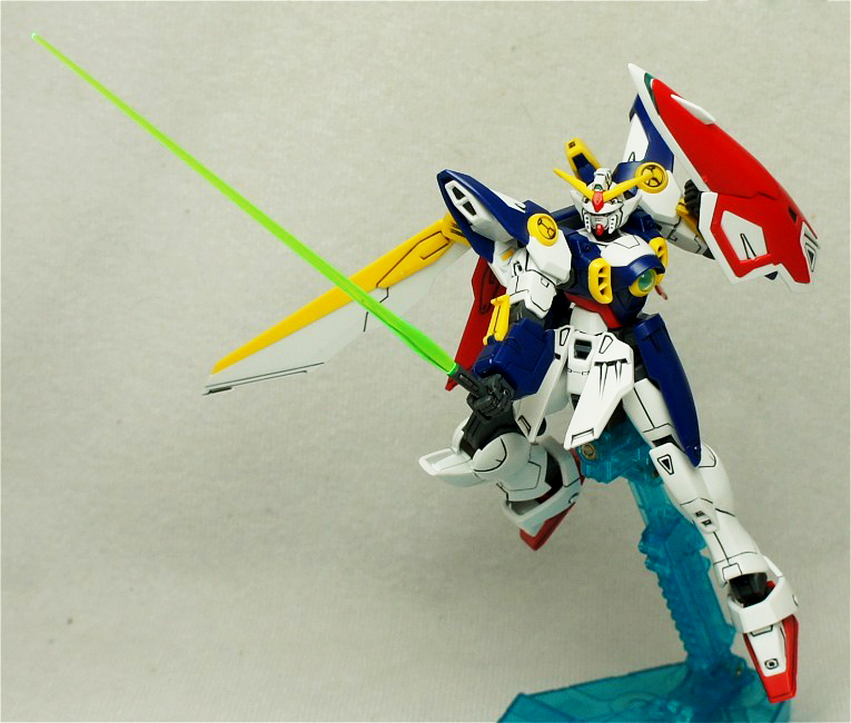 Mô Hình Lắp Ráp Bandai High Grade 162 Wing Gundam