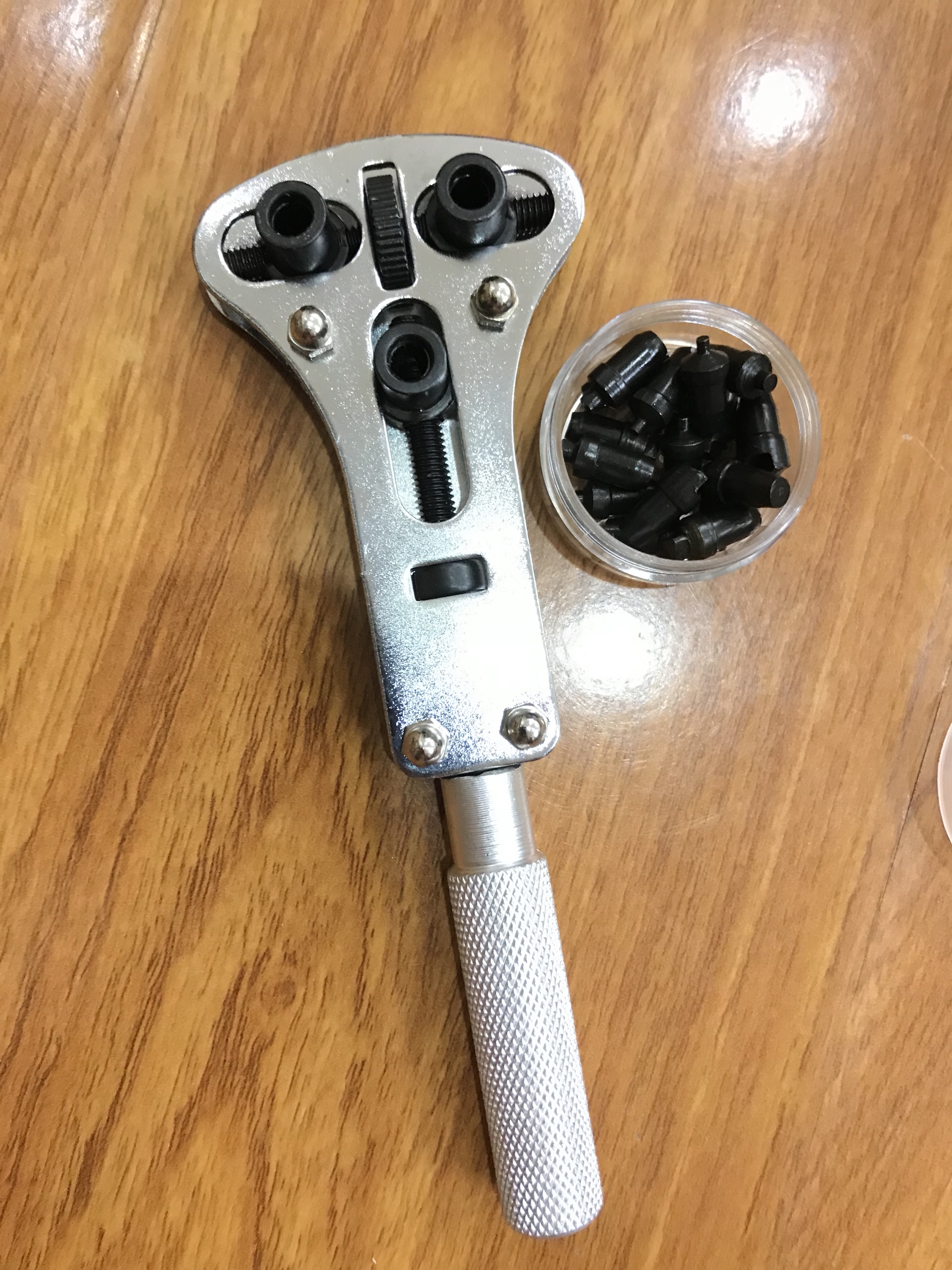 Dụng cụ mở nắp đáy đồng hồ 3 chấu Dụng cụ mở đáy đồng hồ đường kính 33mm