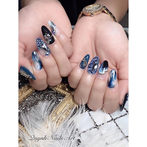 Gel nhũ vẽ viền siêu sáng