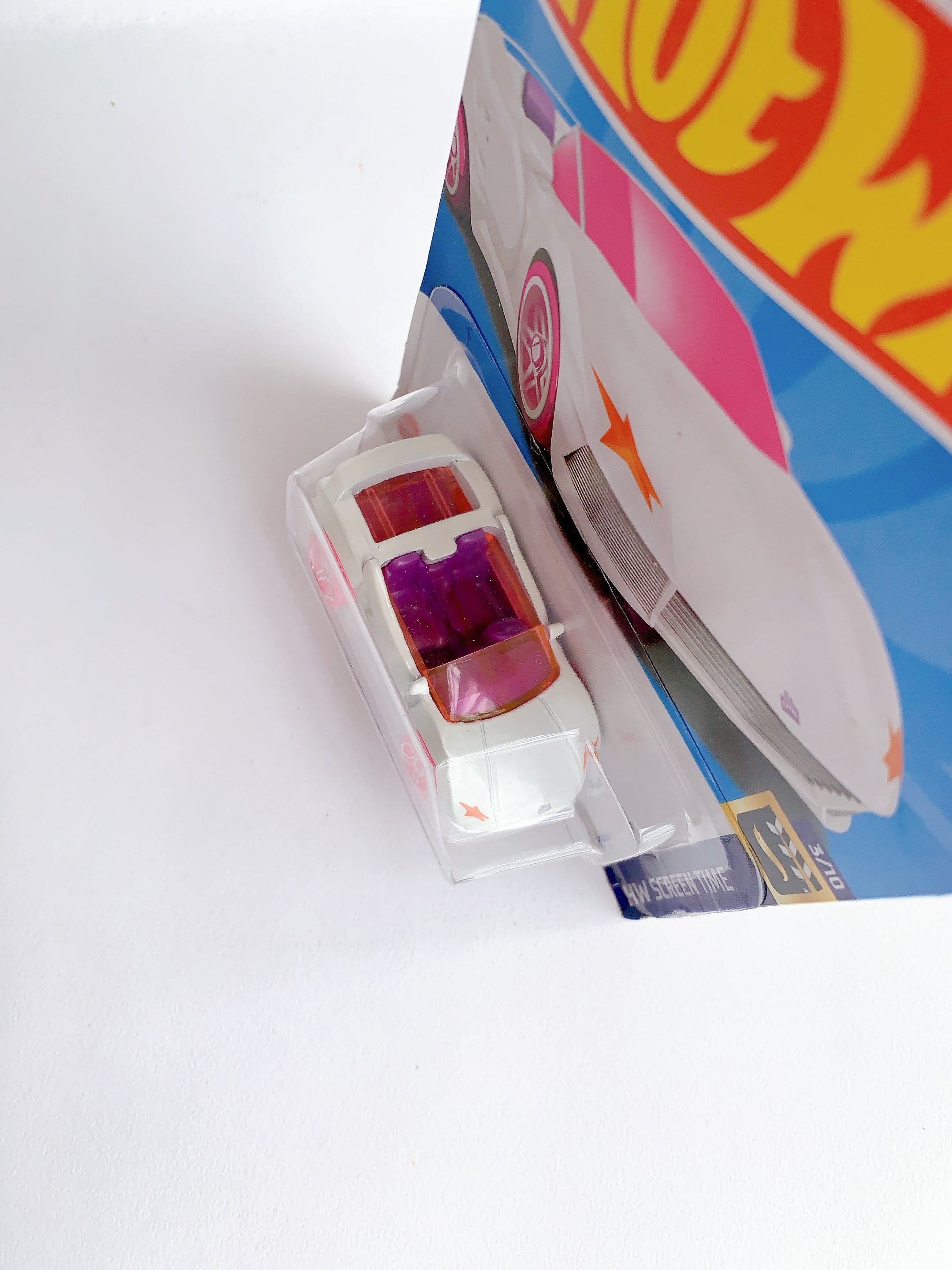 Xe Mô Hình Chính Hãng HotWheels - Barbie Extra