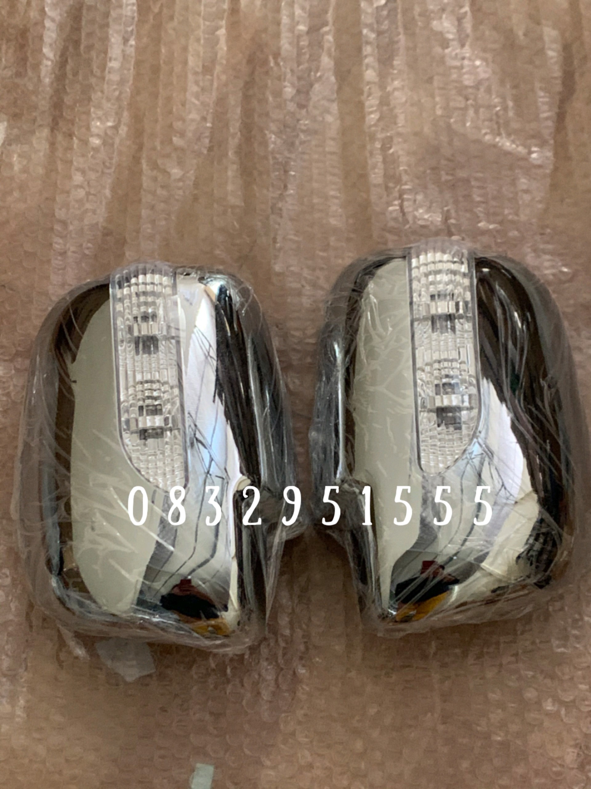 ốp gương Innova 05 - 15 ( mạ crom, giá 1 đôi , có đèn )
