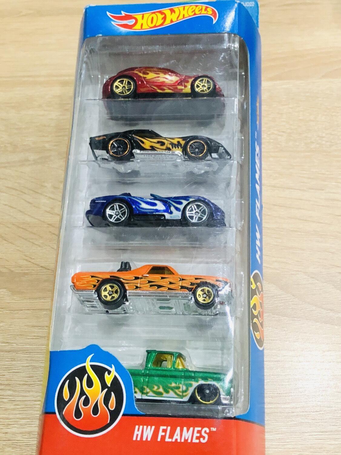 Pack 5  xe mô hình hot wheels