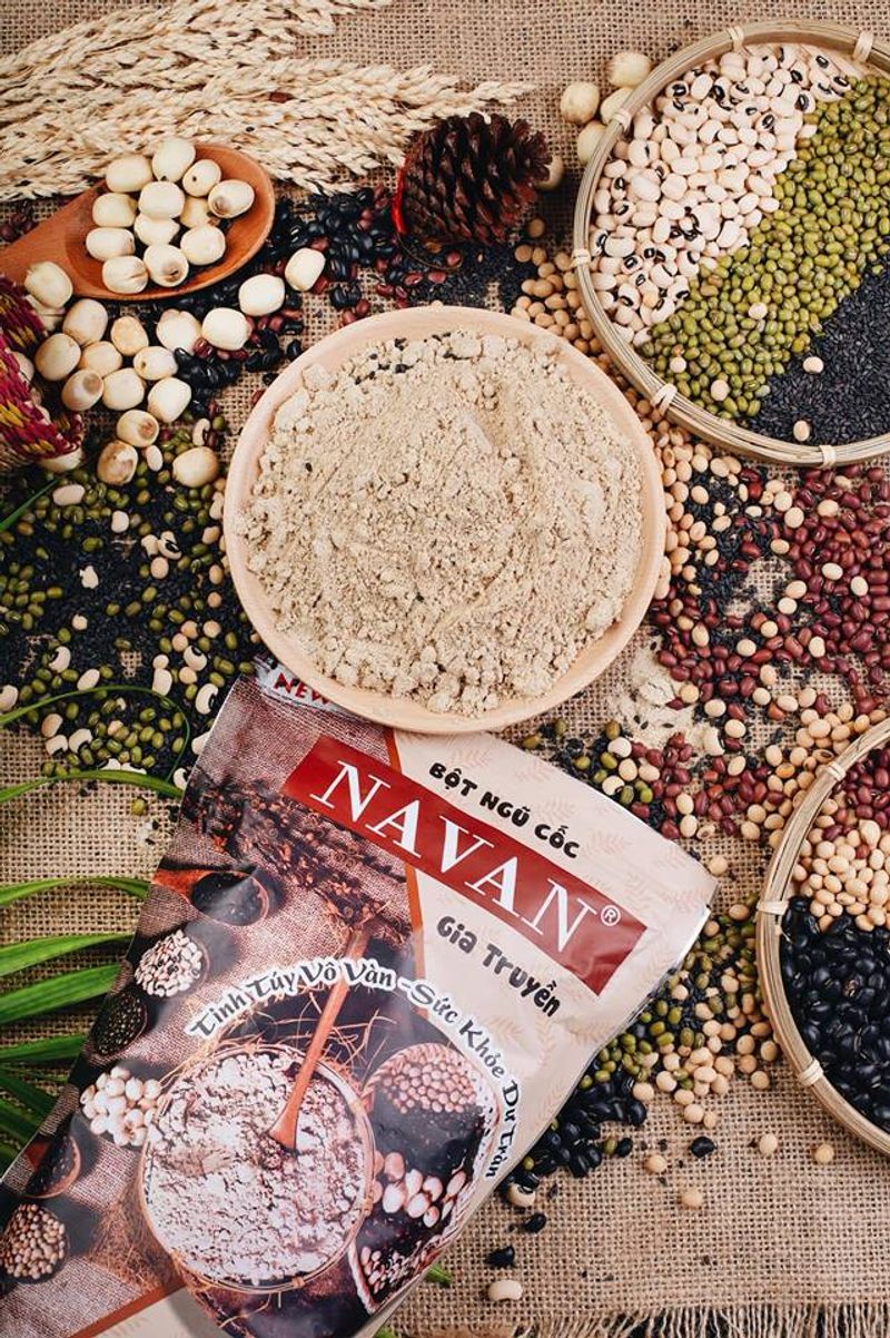 [HCM]Bột ngũ cốc Navan nhiều loại hạt 800gr date luôn mới