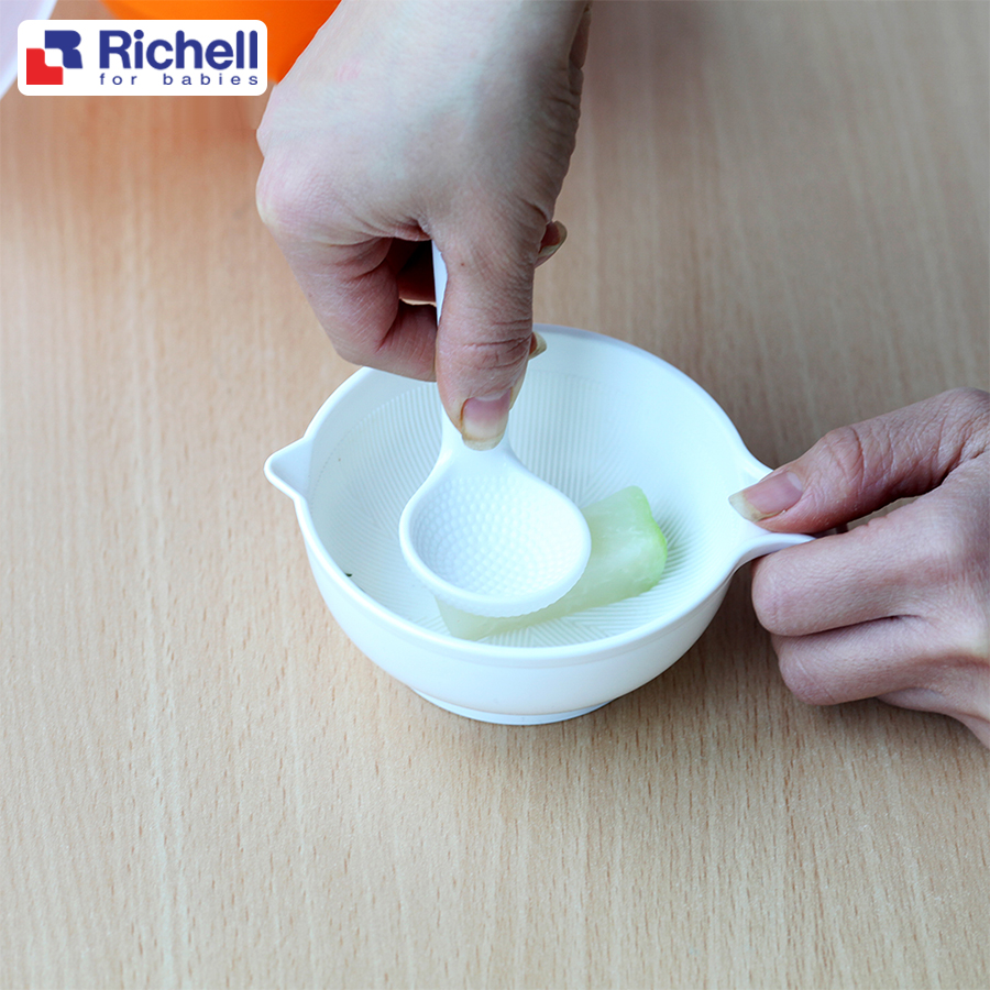 Bộ chế biến ăn dặm kiểu Nhật Richell - 8 món