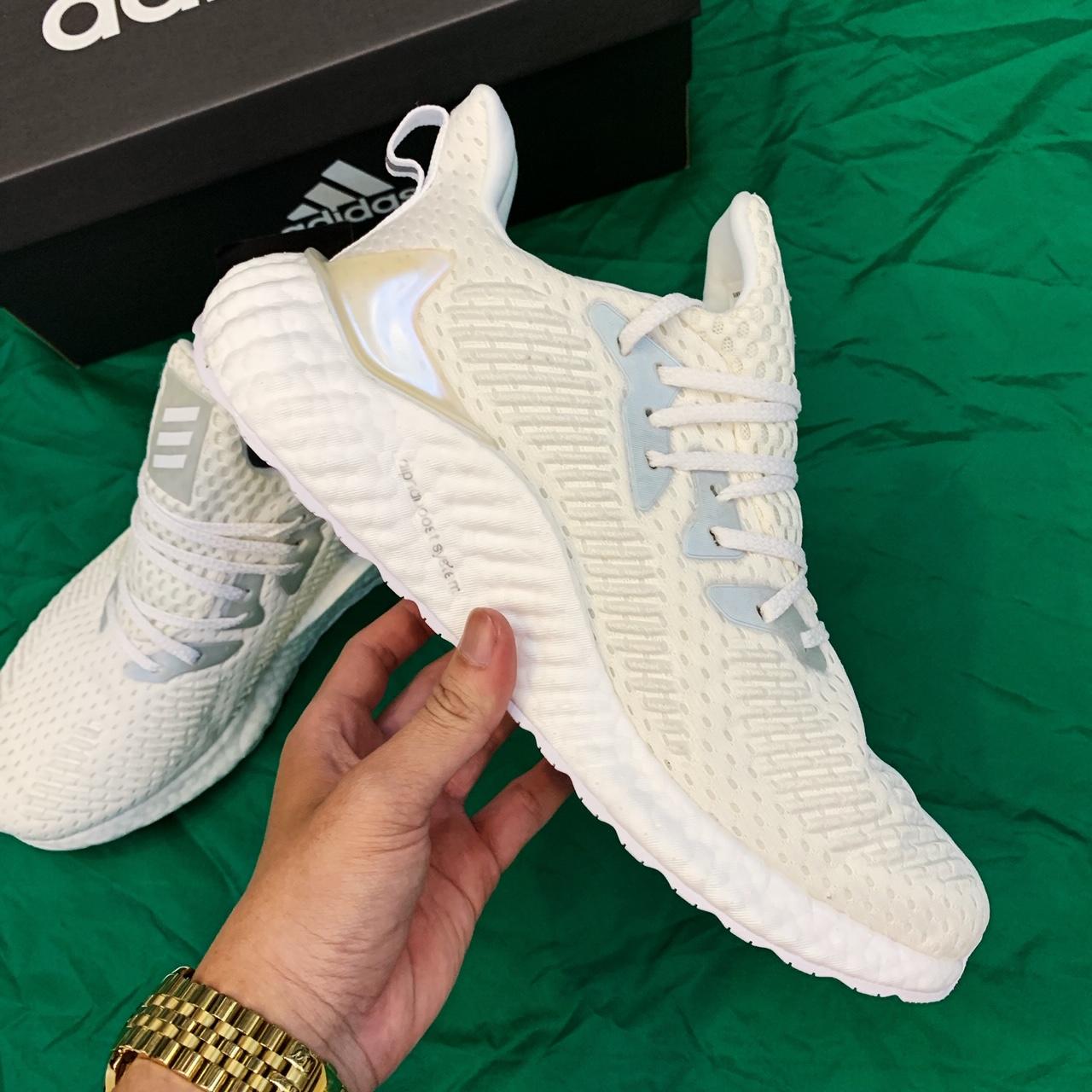[HCM]Giày nam Alpha Boost mới nhẹ bền êm thời trang thể thao (trắng xám)
