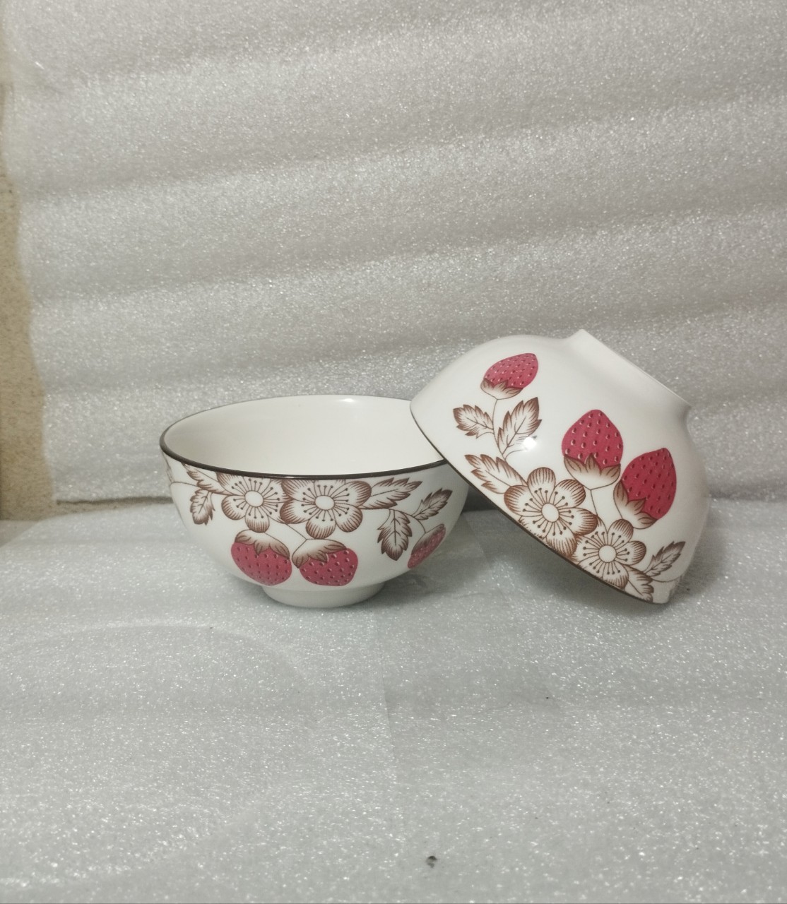 combo 10 chén, 5 chén, 2 chén sứ ăn cơm 11.5cm hoa văn trái dâu GL80