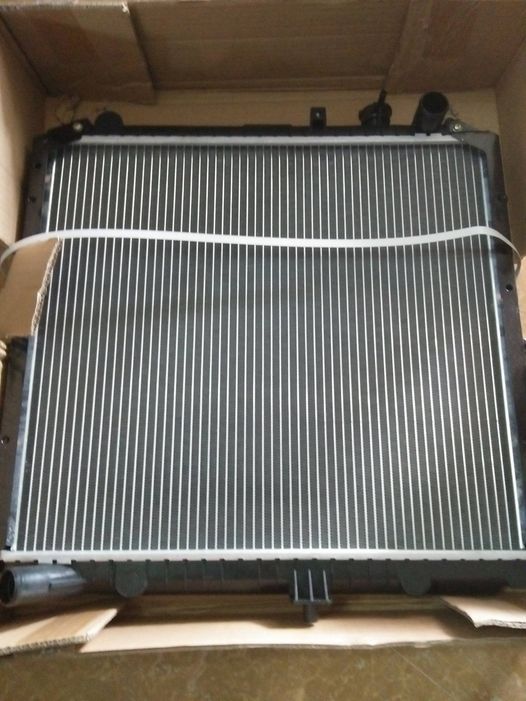 Két nước Kia K3000