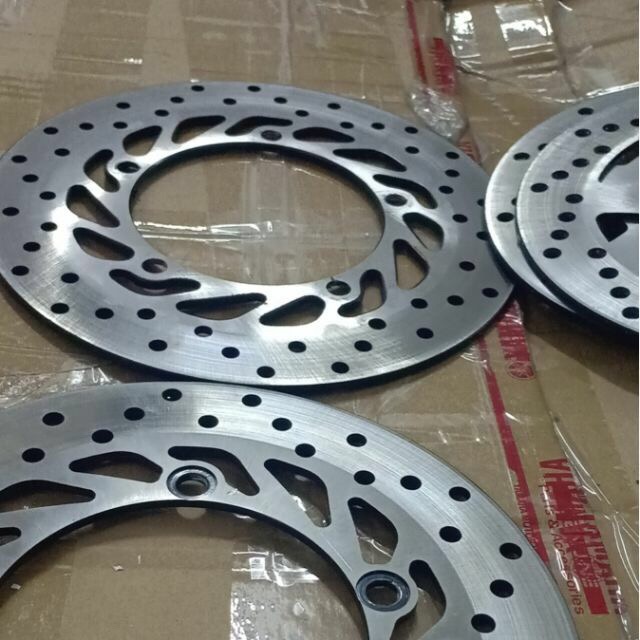 đĩa thắng exciter 150 trước