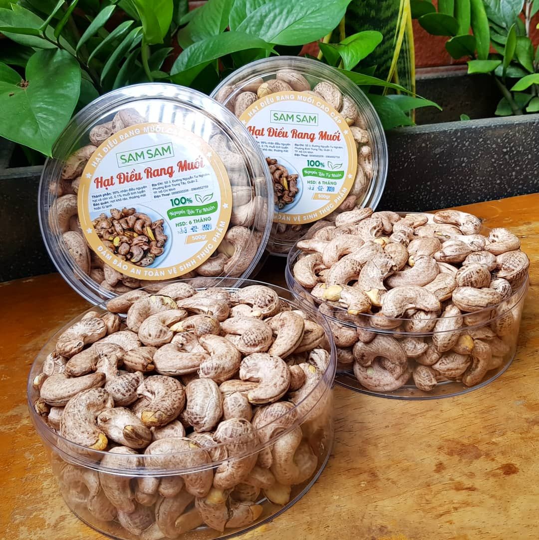 HẠT ĐIỀU RANG MUỐI VỎ LỤA SAM SAM( HỘP 500 GRAM)