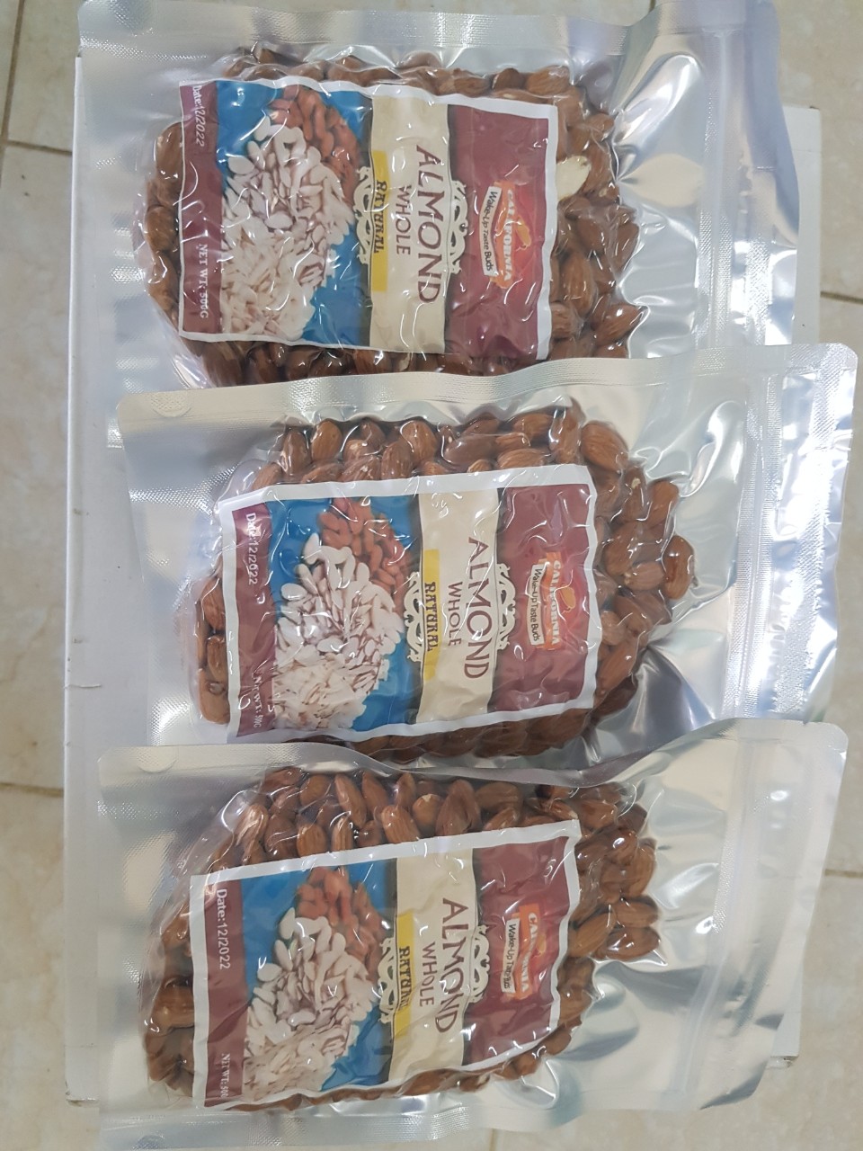 Hạt hạnh nhân nhập Mỹ (Loại nhân sống) 500Gr