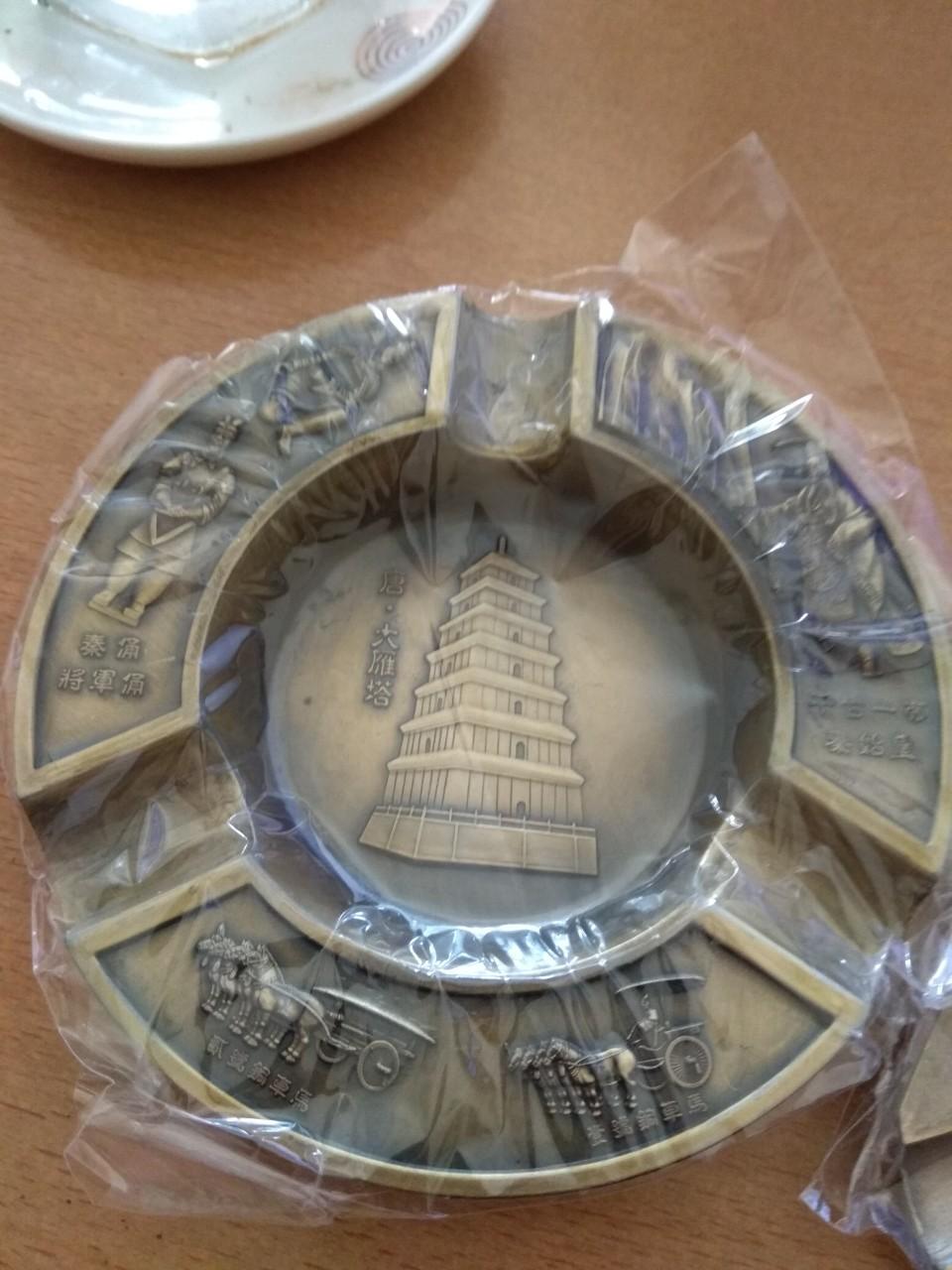 Gạt tàn thuốc cổ Tần Thủy Hoàng