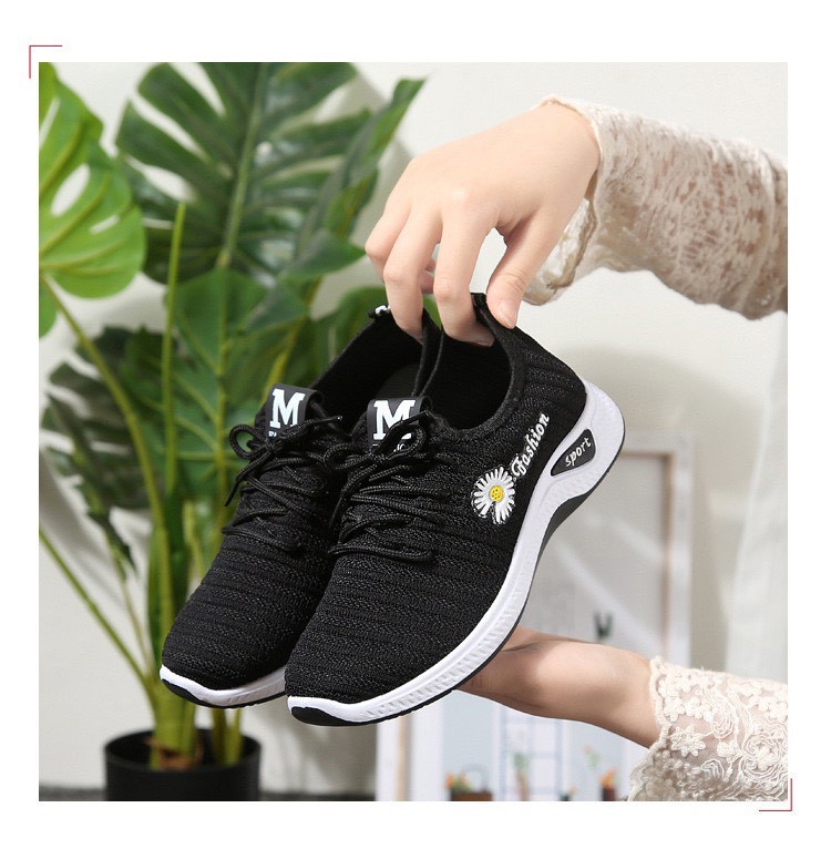 Giày thể thao hoa cúc thoáng khí - GTT12
