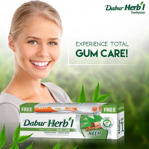 Kem đánh răng Dabur Herbal Toothpaste with Neem 155g