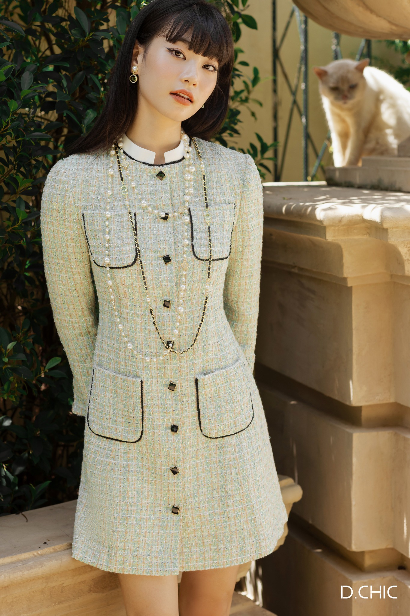 D.CHIC Váy tweed ôm phối cổ 1 hàng cúc MS: 2813334