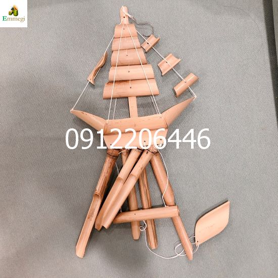 Chuông gió tre hình thuyền buồm
