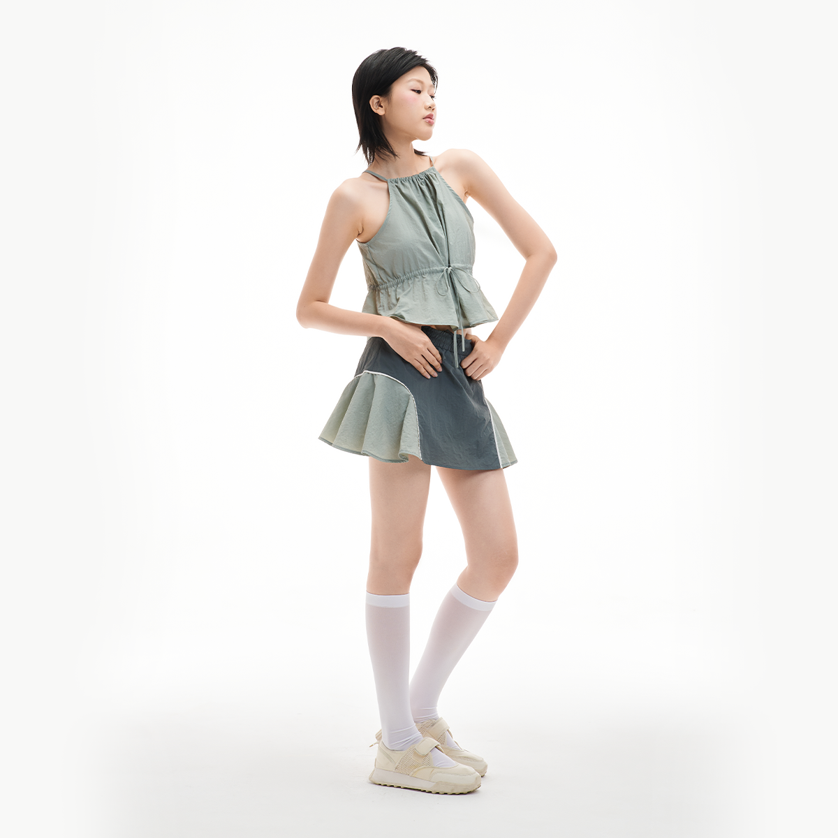 DOTTIE - Áo cổ yếm vải dù - T0823