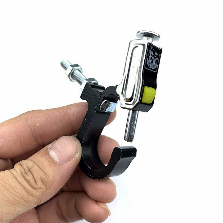 [HCM]Móc Treo Đồ Có Nút Bấm Ốc 6 li [ 1 Chiếc ]