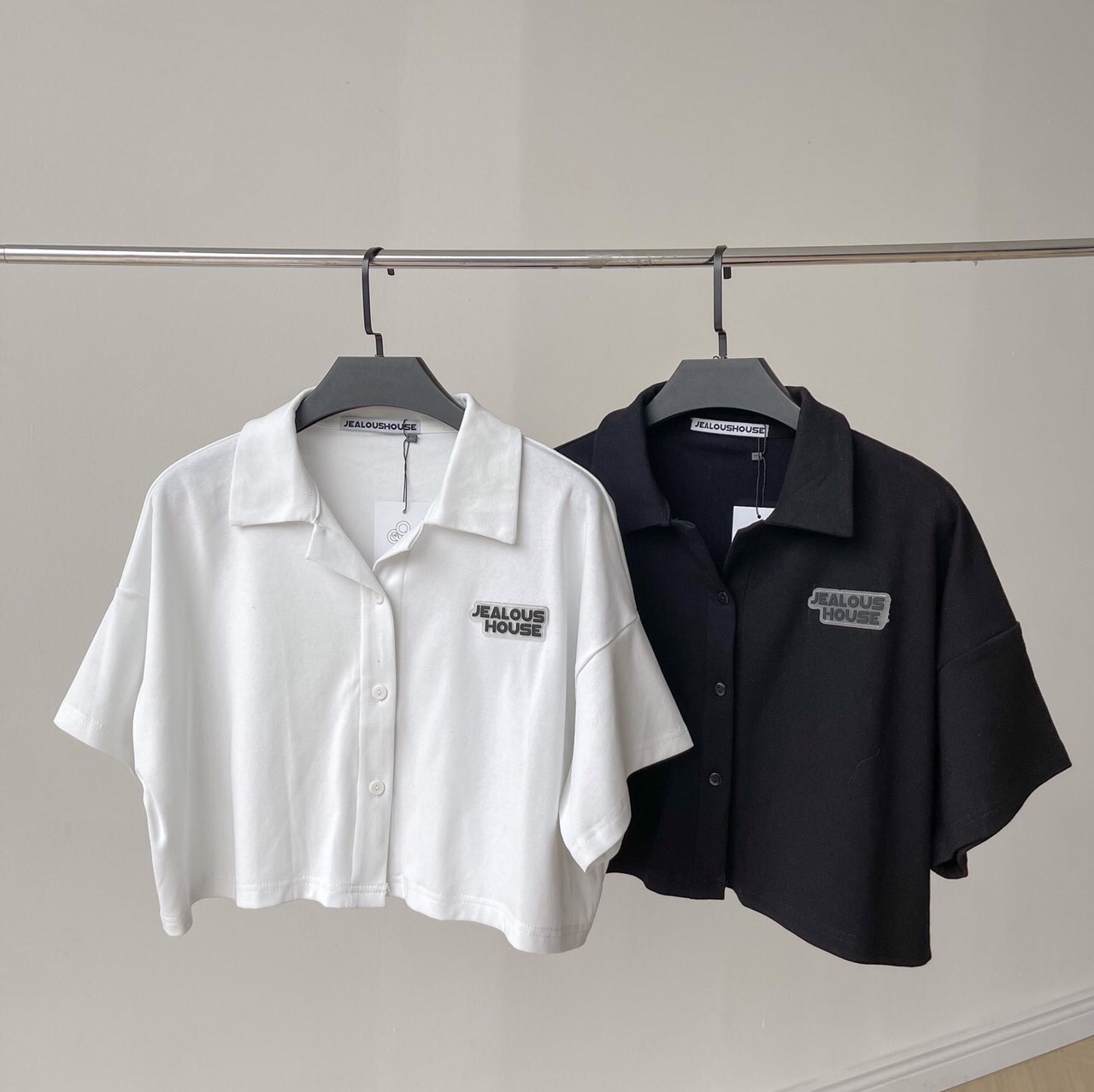 Áo croptop cổ bẻ , áo croptop dáng mặc phong cách AD81