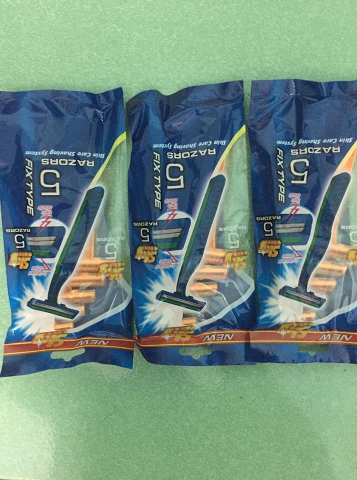 [HCM]combo 3 bịch dao cạo râu vàng RAZORS 1 bịch 5 cây