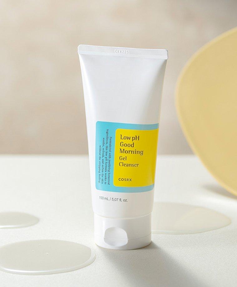 Sữa rửa mặt Cosrx Low pH Good Morning Gel Cleanser
