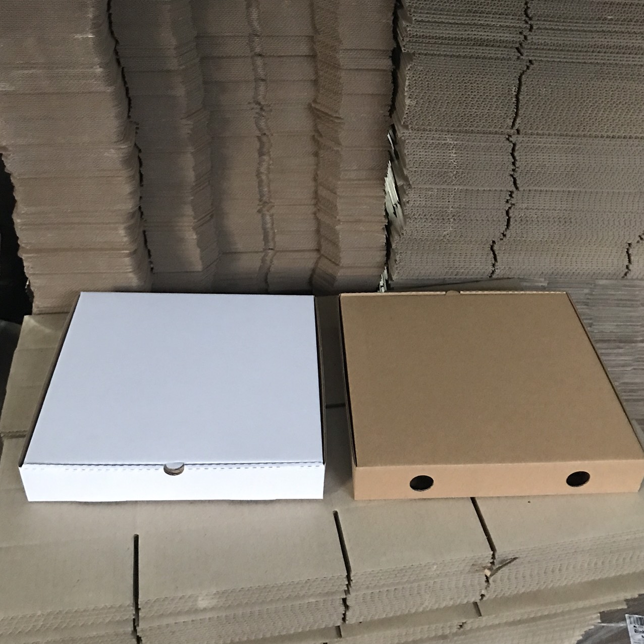 COMBO 10 Hộp đựng bánh pizza size 28x28x4cm