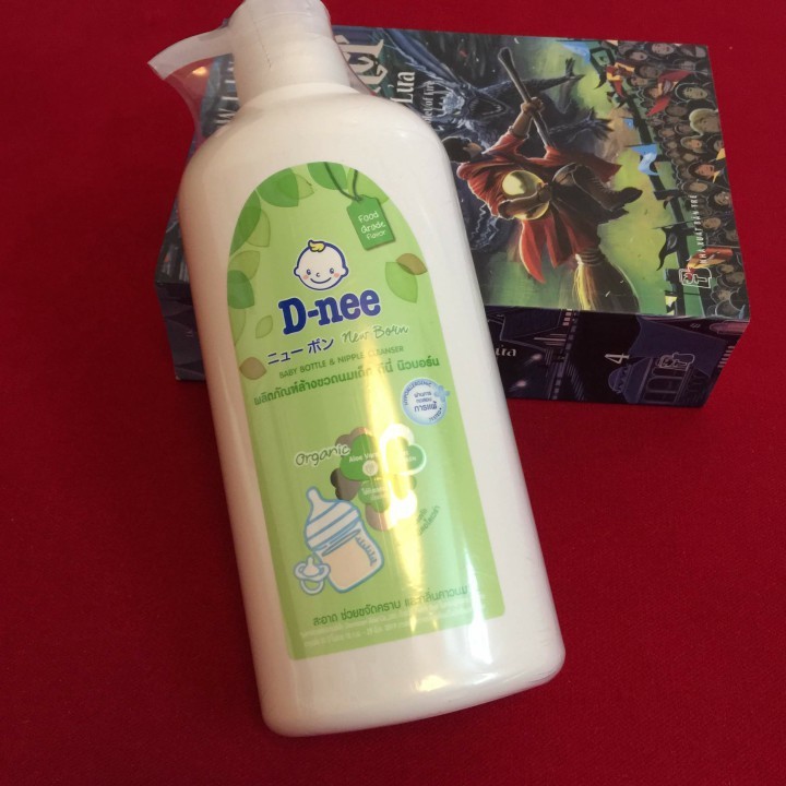 Nước rửa bình sữa Dnee thái lan dạng chai 620ml